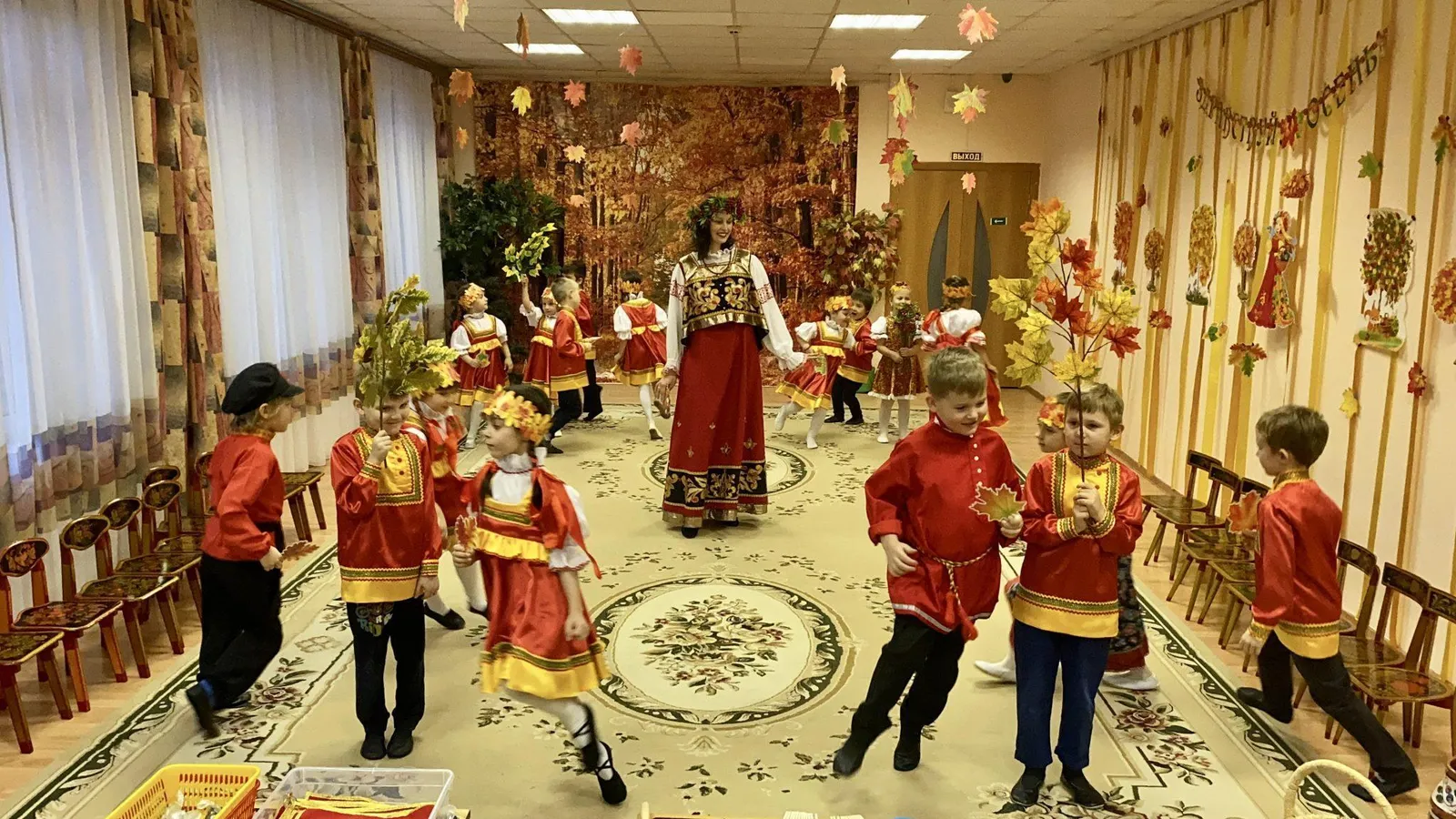Фольклорный праздник «В гостях у Осенины» в парке «Орлёнок» — Фестивали и ярмарки, Абакан