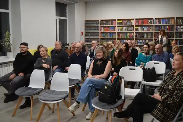 Литературная гостиная в библиотеке №3 «Библио-Холл» — Попутчики и компания, Химки