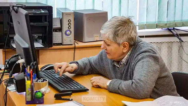 Компьютерная грамотность для пенсионеров в библиотеке им. Островского — Мастер-классы и обучение, Комсомольск-на-Амуре