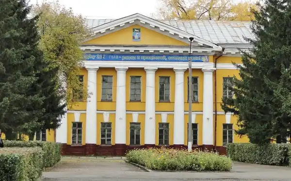 Площадь Спартака