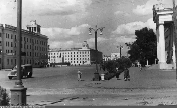 Площадь Ленина
