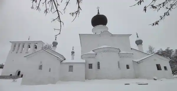 Церковь Успения Пресвятой Богородицы с Пароменья