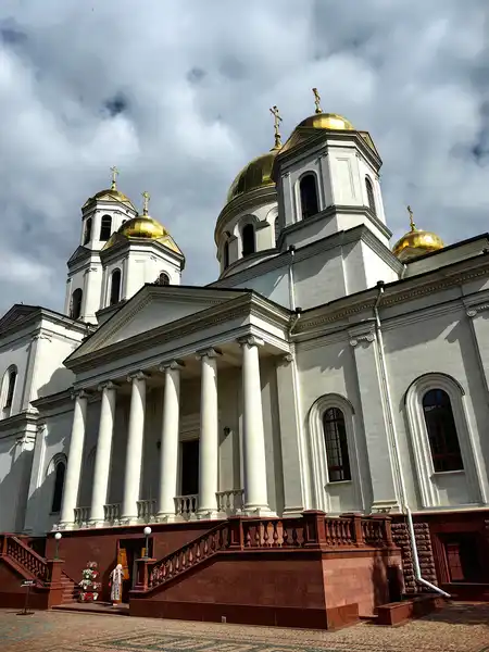 Александро-Невский собор