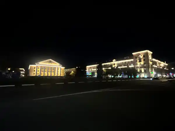 Площадь Октября