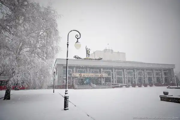 Площадь Сахарова