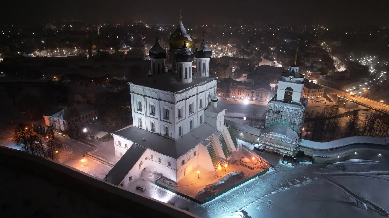 Вечевая площадь