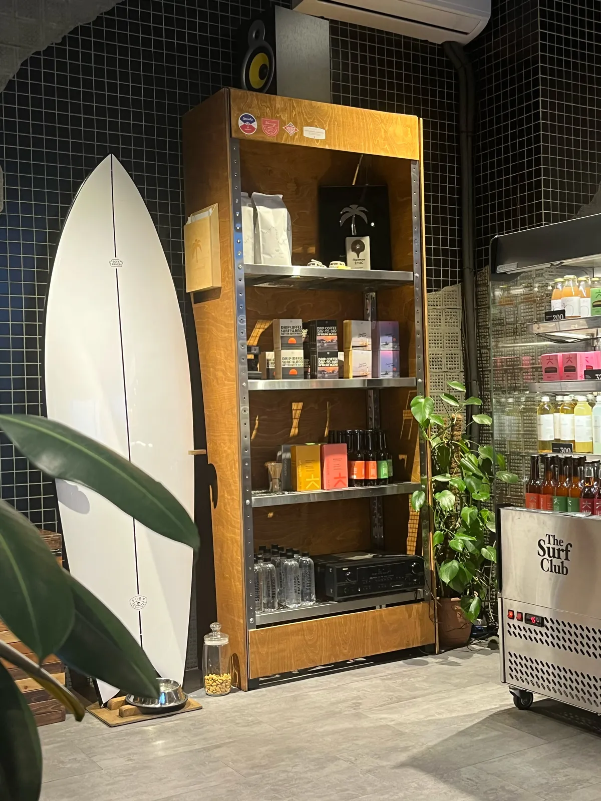 Кафе Surf Coffee