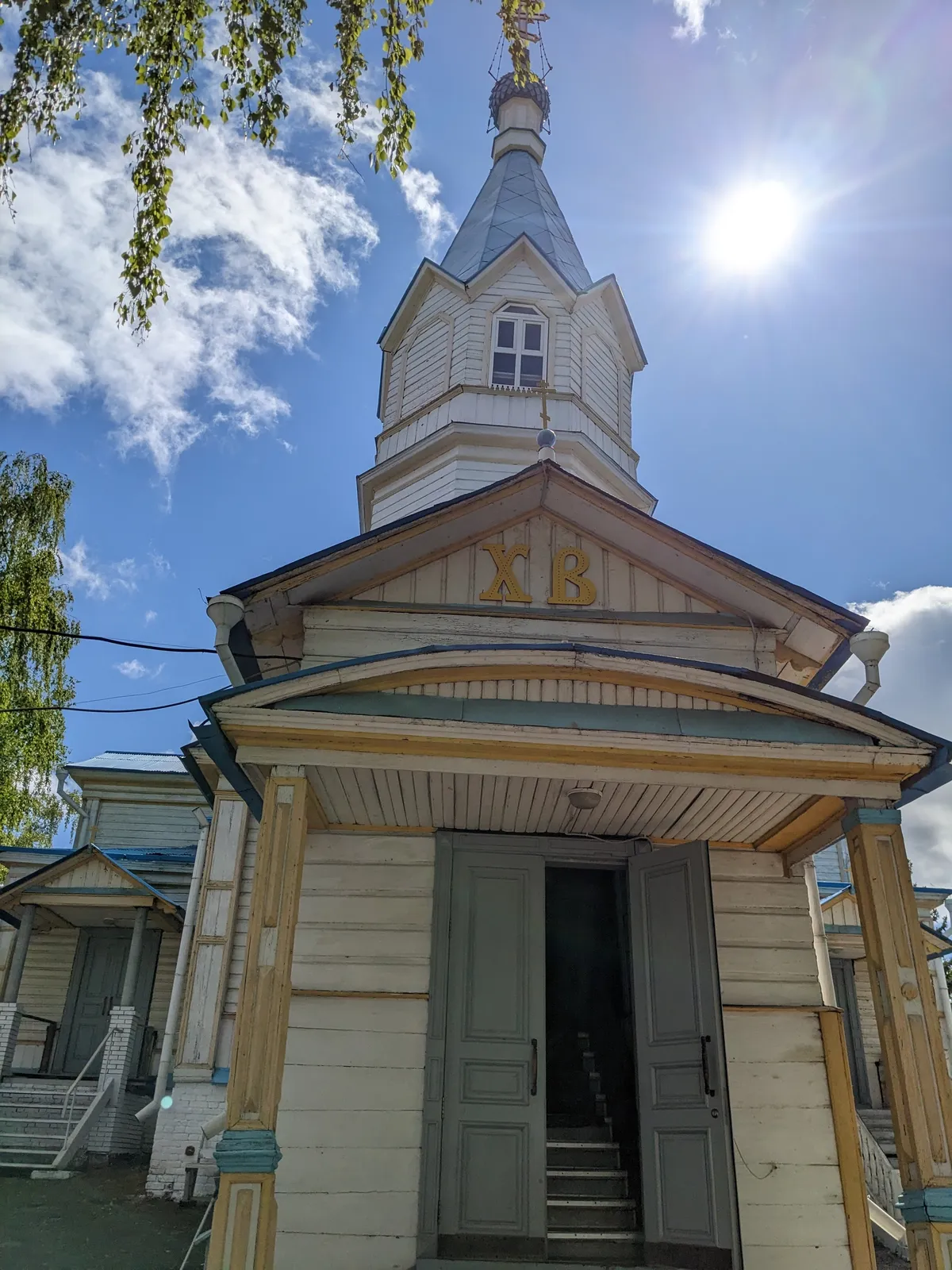 Крестовоздвиженская церковь
