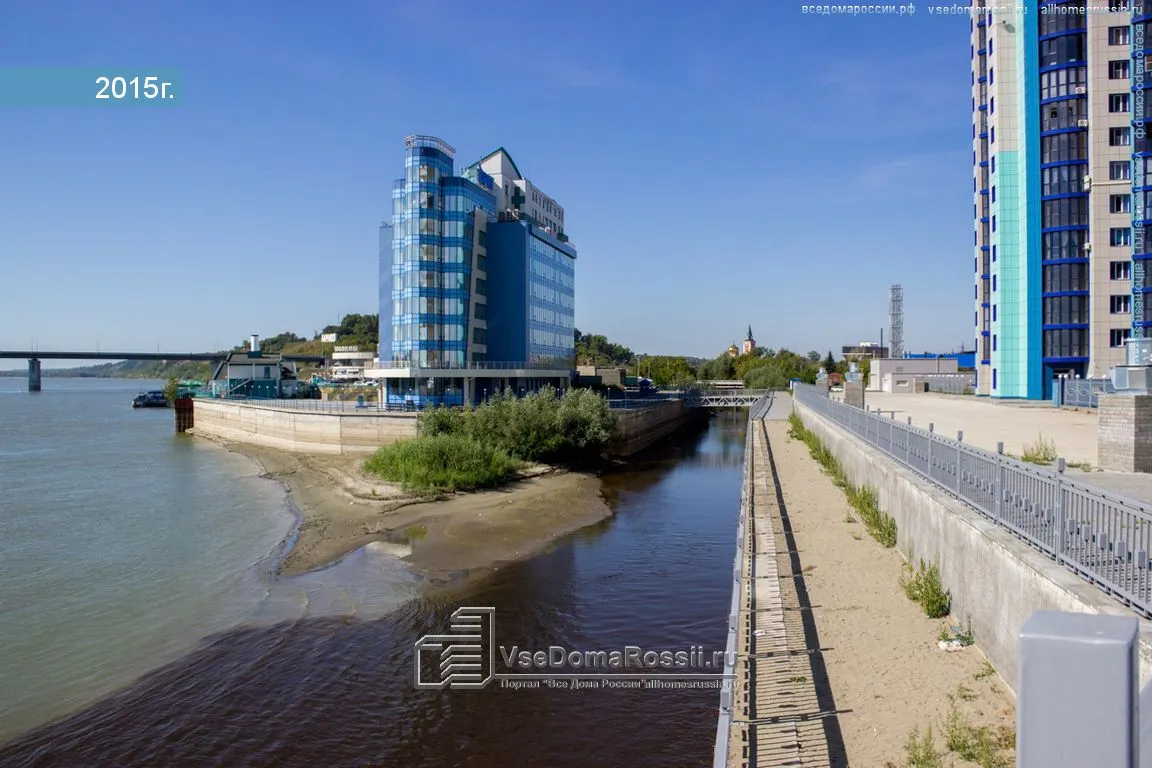 Площадь Баварина