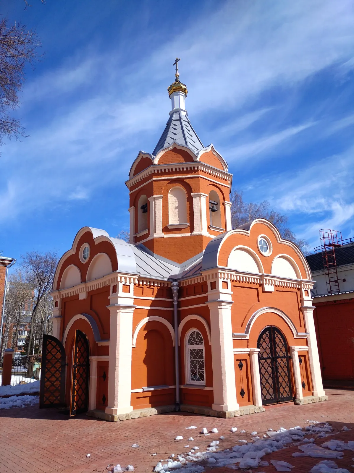 Крестовоздвиженский храм