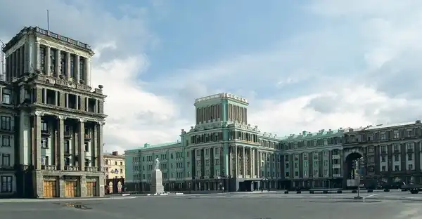Площадь Металлургов