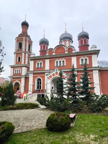 Храм Всех Святых