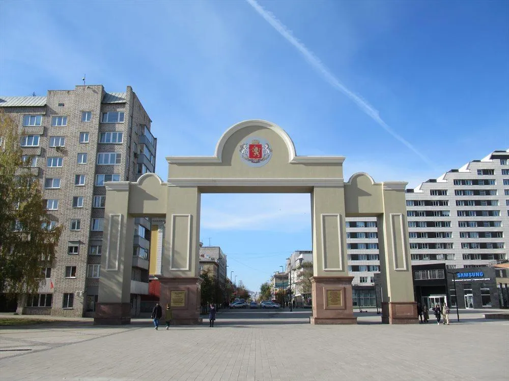 Площадь Мира