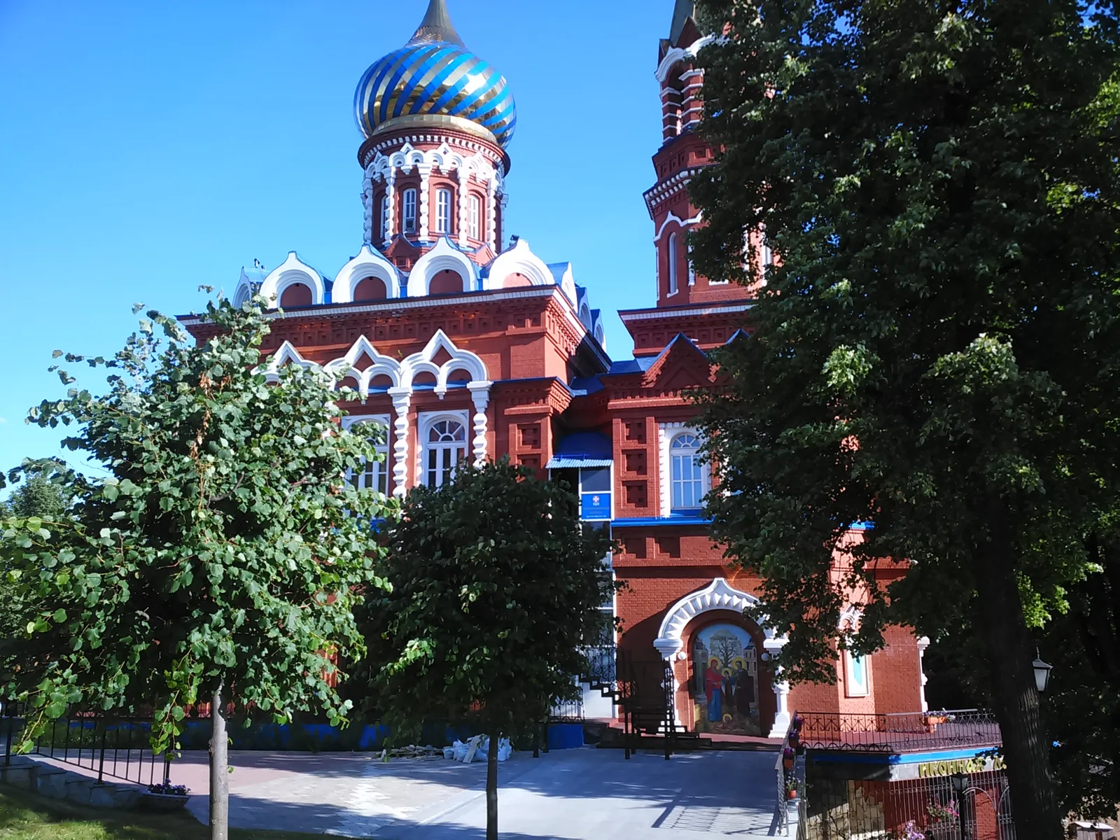 Храм Казанской иконы Божией Матери, фото 2