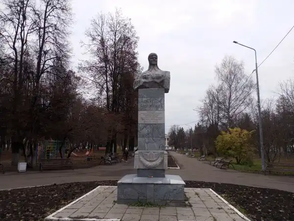 Сквер имени Наты Бабушкиной