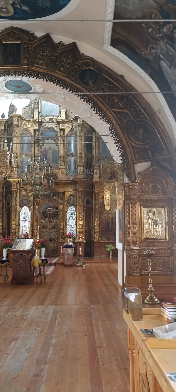 Крестовоздвиженский храм (Старый Оскол), фото 2