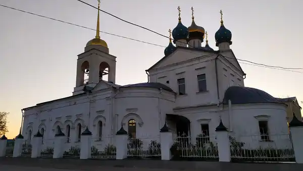Церковь Рождества Богородицы в селе Гнилицы