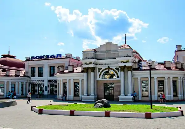 Привокзальная площадь
