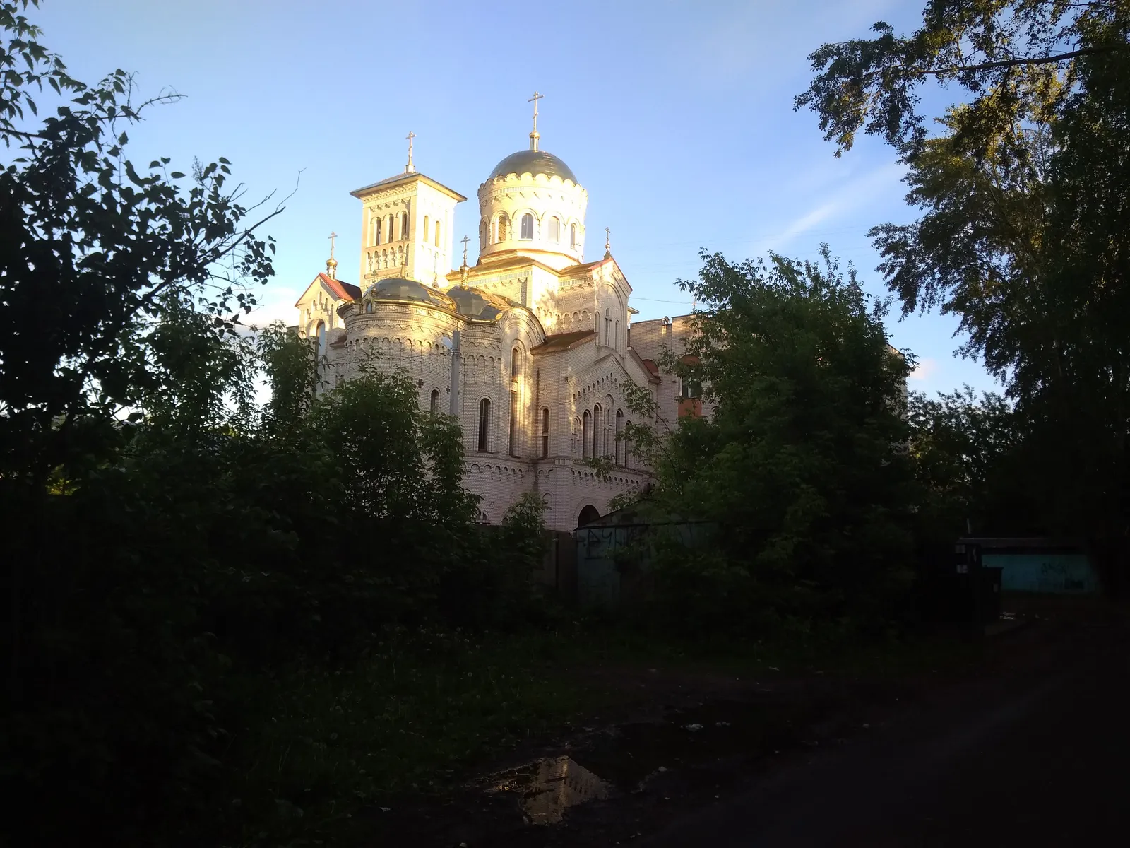 Храм во имя святого великомученика Пантелеимона, фото 2