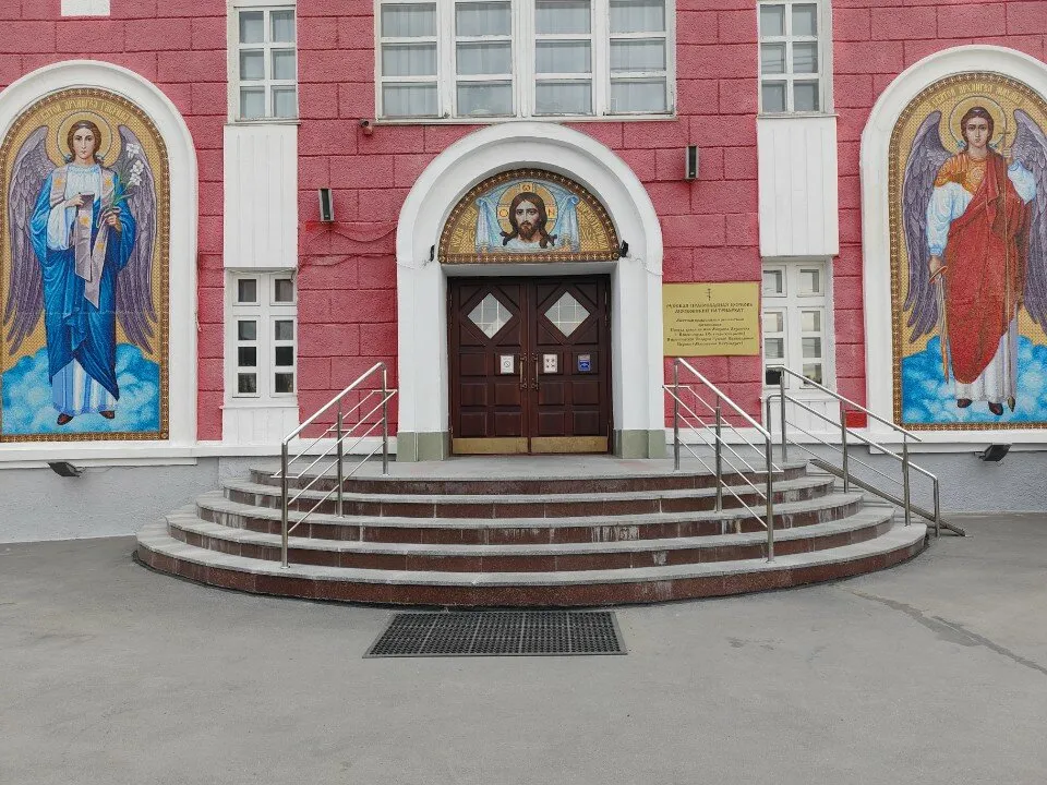Храм Архистратига Михаила, фото 2