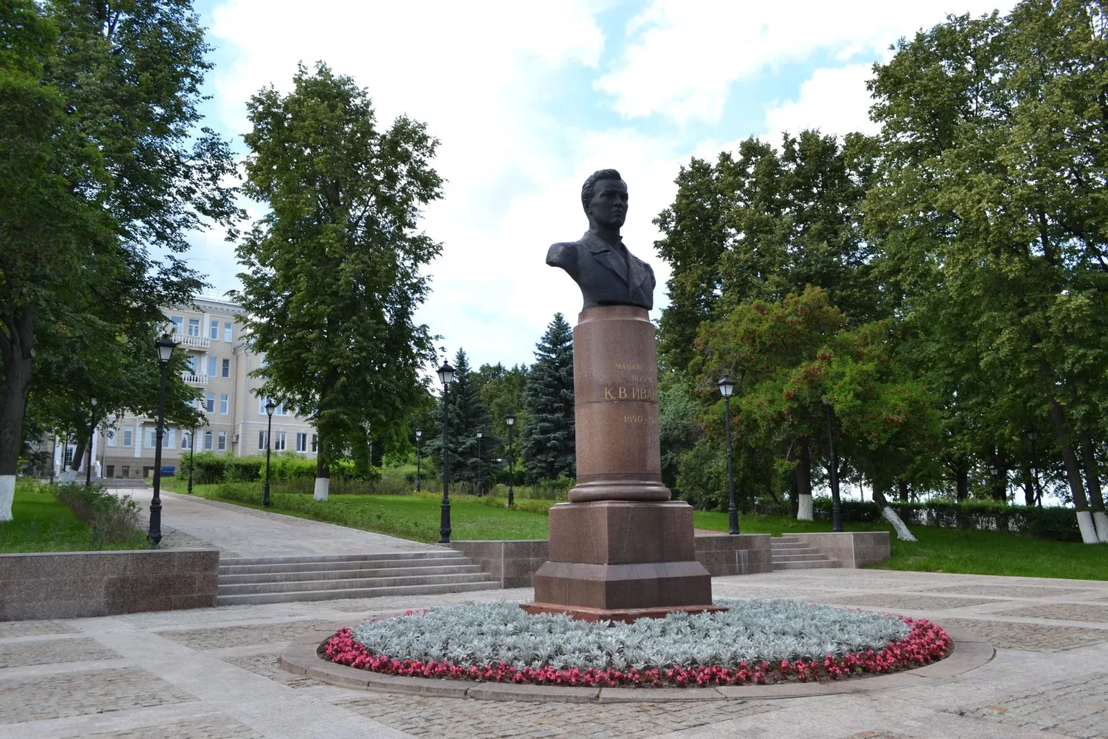 Сквер имени К. В. Иванова, фото 3