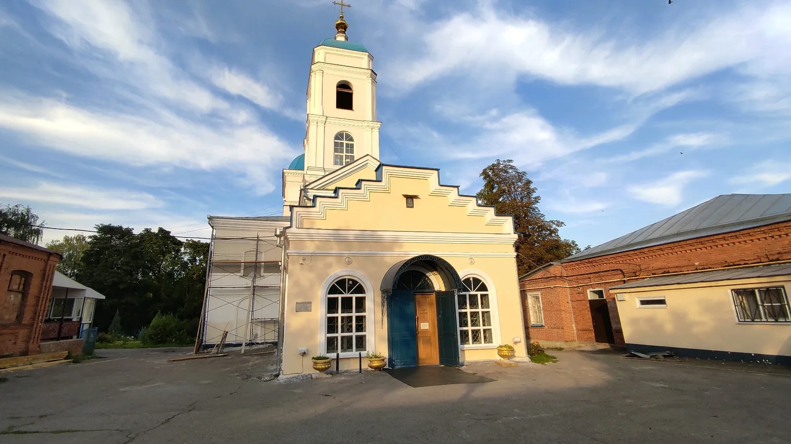 Храм Святого апостола и евангелиста Иоанна Богослова