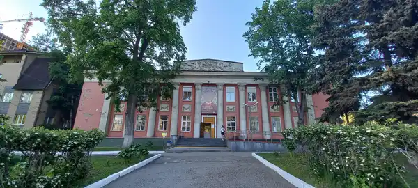 Удмуртский республиканский музей изобразительных искусств