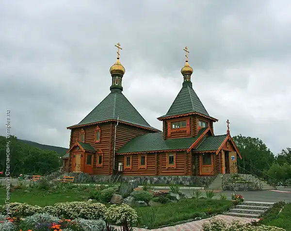Храм Анастасии Узорешительницы