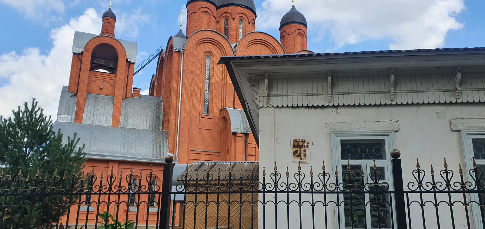Храм Преображения Господня в Бежице, фото 2