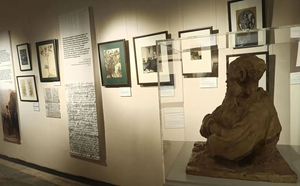 Выставка «… и один среди всего поля» по повести «Хаджи-Мурат» — Выставки, Махачкала