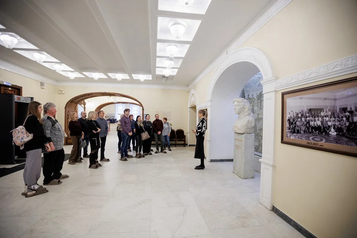 Экскурсия «Театральная прогулка» — Экскурсии и прогулки, Ярославль