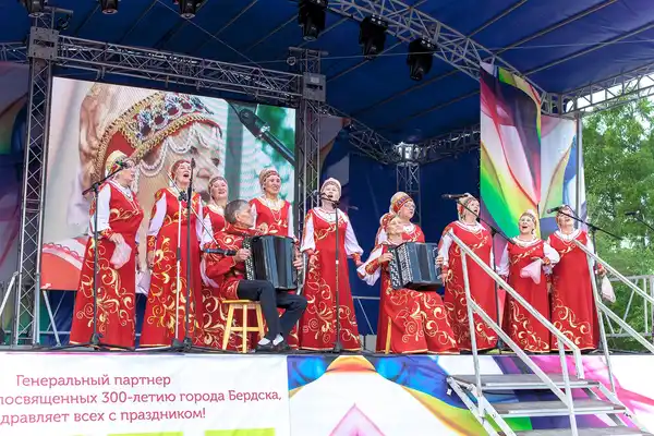 Программа «Единство через песню с живым обсуждением» — Концерты и музыка, Кемерово