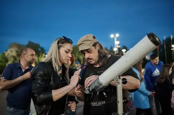 Сеансы тротуарной астрономии — Встречи и вечеринки, Брянск