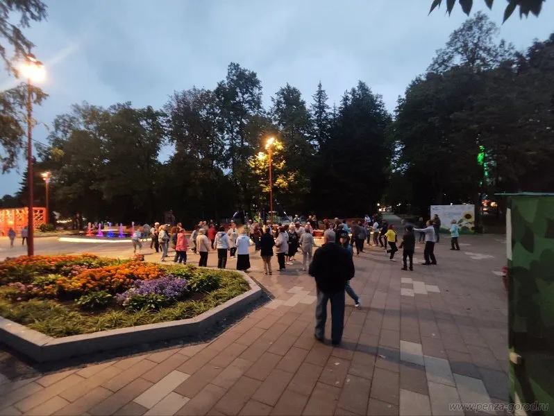Танцы под открытым небом в парке Белинского — Встречи и вечеринки, Пенза
