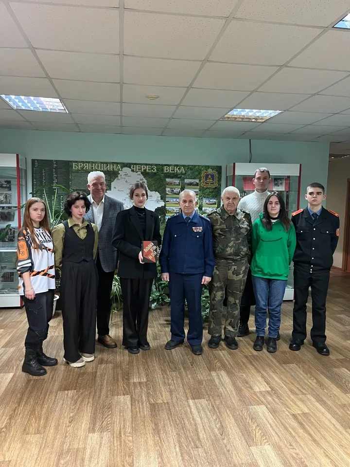 Лекция Артемия Порунова «Сещинское подполье. Повесть и реальность» — Мастер-классы и обучение, Брянск
