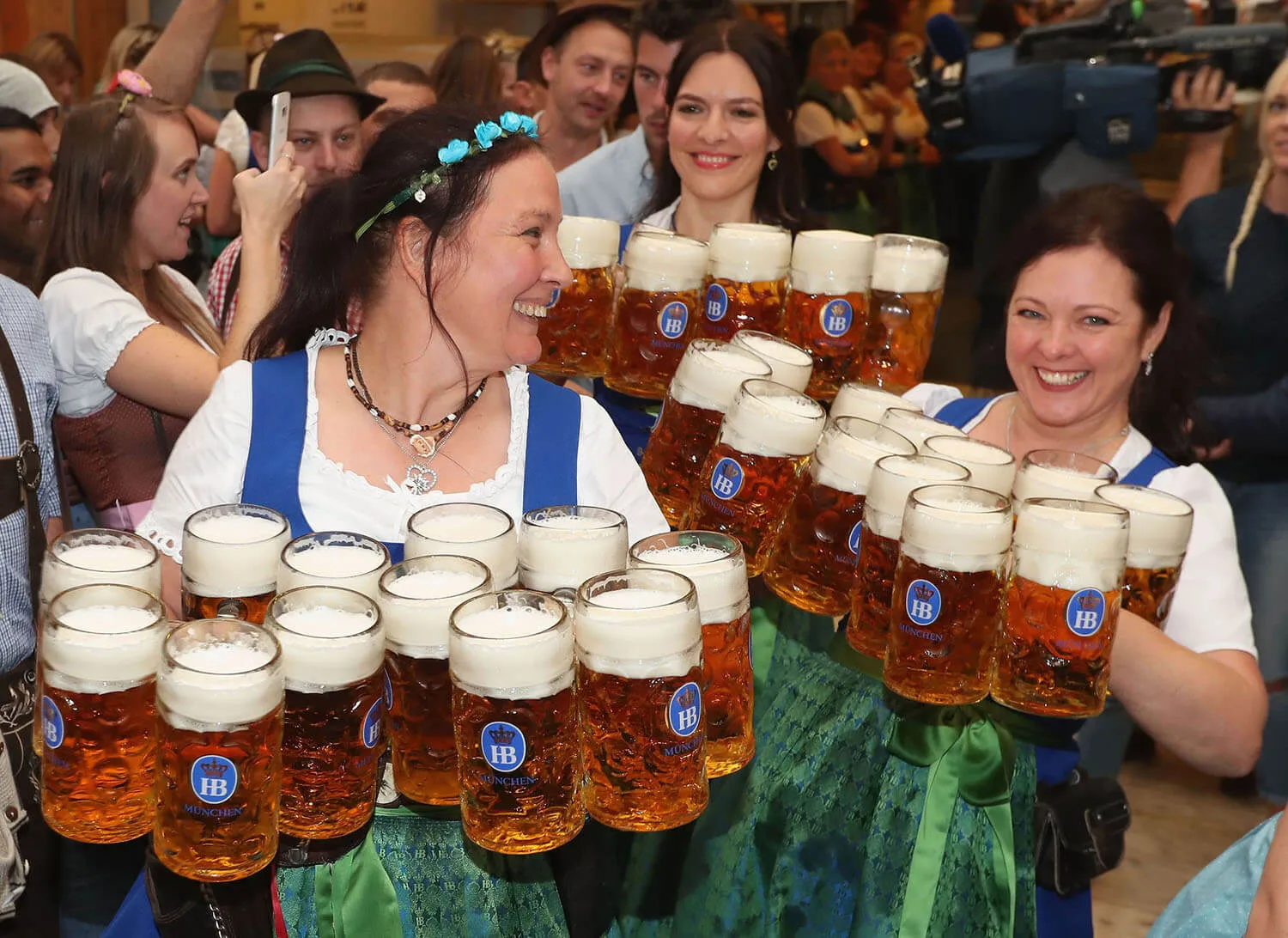 Oktoberfest в «Волне» — Фестивали и ярмарки, Сочи