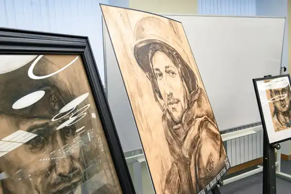 Выставка «Память поколений» студентов Нижегородского художественного училища — Выставки, Дзержинск