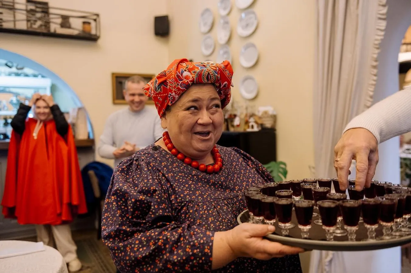 Интерактивная дегустация «Костромские настойки с Купцом или Купчихой» — Экскурсии и прогулки, Кострома