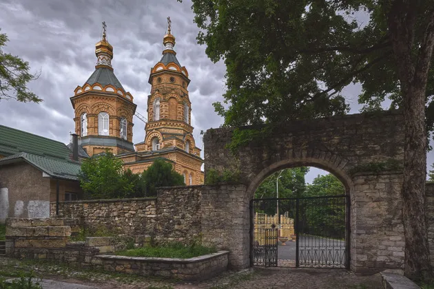 Пешеходная прогулка «Сердце города: тайны некрополя» — Экскурсии и прогулки, Пятигорск