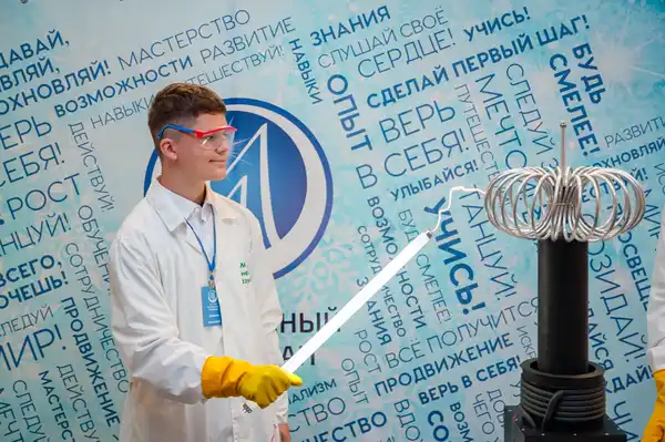 Дальневосточный окружной фестиваль науки и технологий «Наука для всех» — Фестивали и ярмарки, Магадан