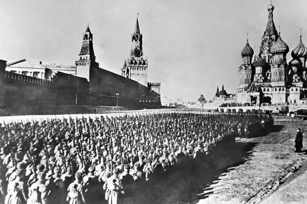 Лекция «Парад на Красной площади 7 ноября 1941 г.» — Мастер-классы и обучение, Стерлитамак
