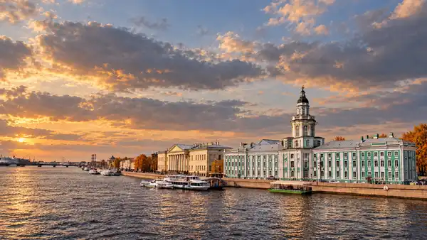 Круиз «Парадная Нева с выходом в Финский залив» — Экскурсии и прогулки, Санкт-Петербург