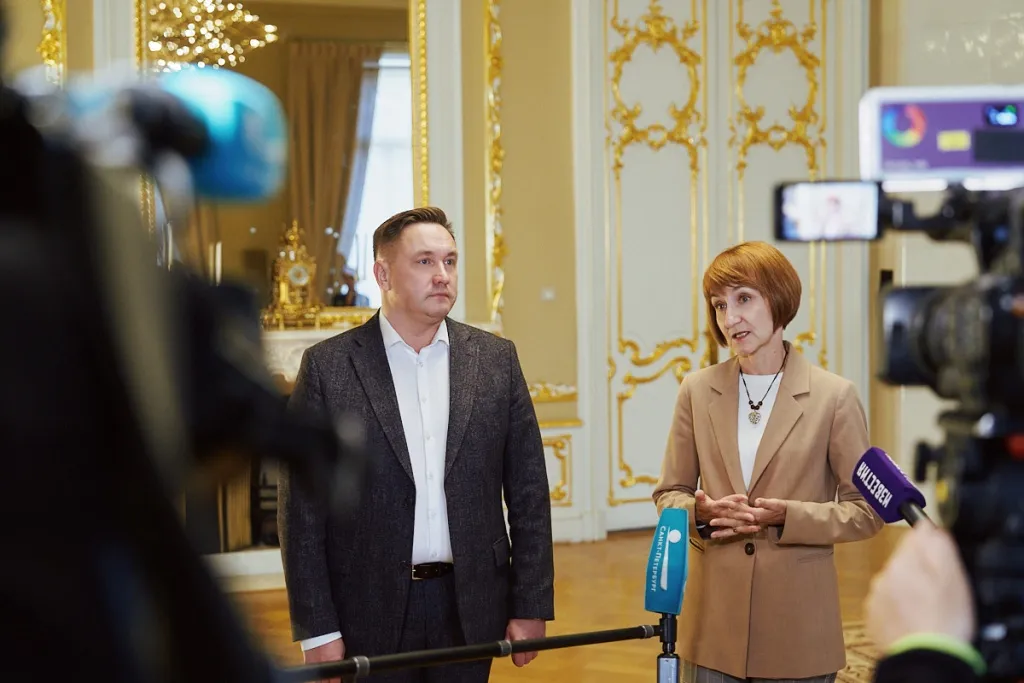 Акция «Встреча с реставратором» — Экскурсии и прогулки, Санкт-Петербург