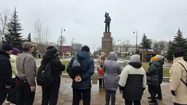 Пешеходная экскурсия «Город в городе» — Экскурсии и прогулки, Тольятти