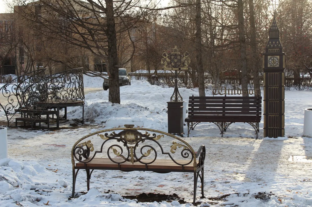 Открытие «Счастливой скамейки» памяти Ольги Вавилиной — Городские события, Тольятти