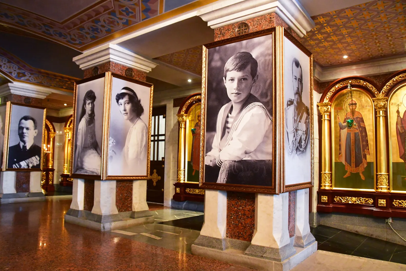 Экскурсия «Семья Романовых в Екатеринбурге» на транспорте туристов — Экскурсии и прогулки, Екатеринбург