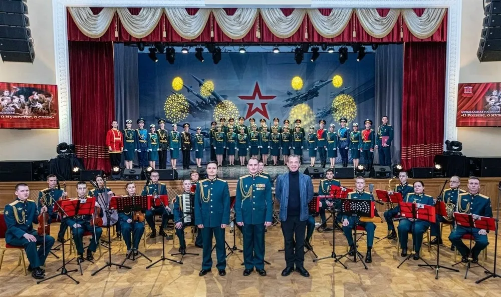 Концерт Академического ансамбля песни и пляски Московского военного округа "Рубеж Победы" — Концерты и музыка, Курск