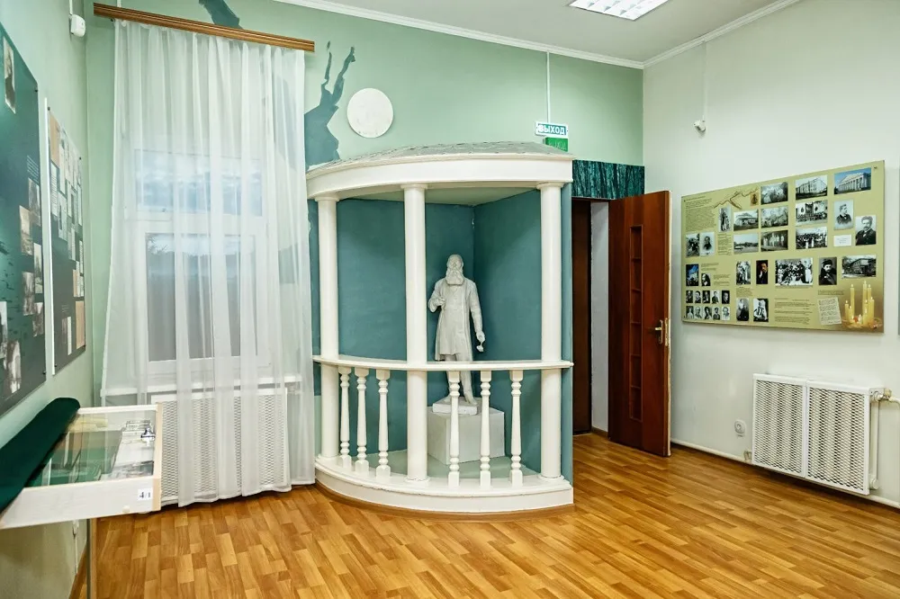 Экскурсия «Обзорная экскурсия по экспозиции Литературного музея» — Экскурсии и прогулки, Курск
