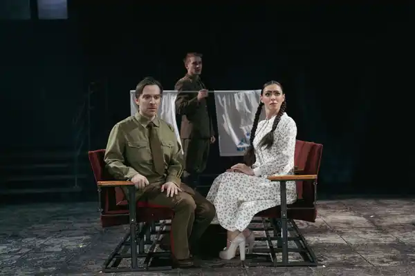 Спектакль «Генерал и его семья» — Театры и кино, Благовещенск