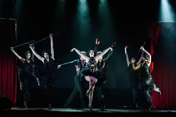 Спектакль «Бурлеск-кабаре шоу под живой джаз от Sklyaroff Show» — Театры и кино, Оренбург